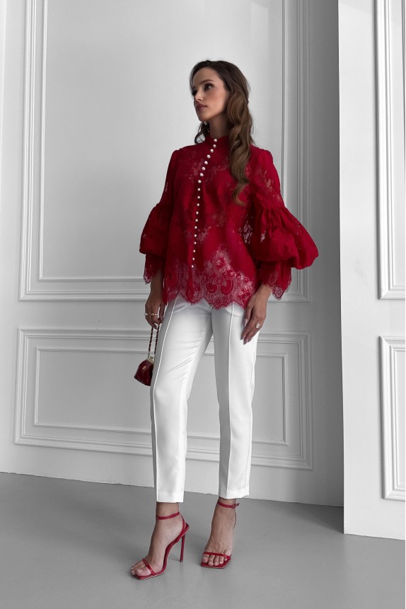 Lace zigzag blouse with puffy sleeves, pearls, stand-up collar