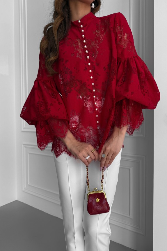 Lace zigzag blouse with puffy sleeves, pearls, stand-up collar