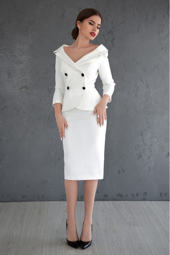 Elegant suit open shoulders, on the lining