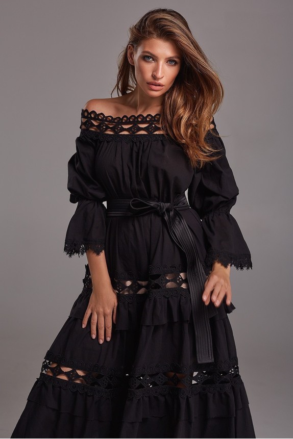 Sundress with lace with open shoulders