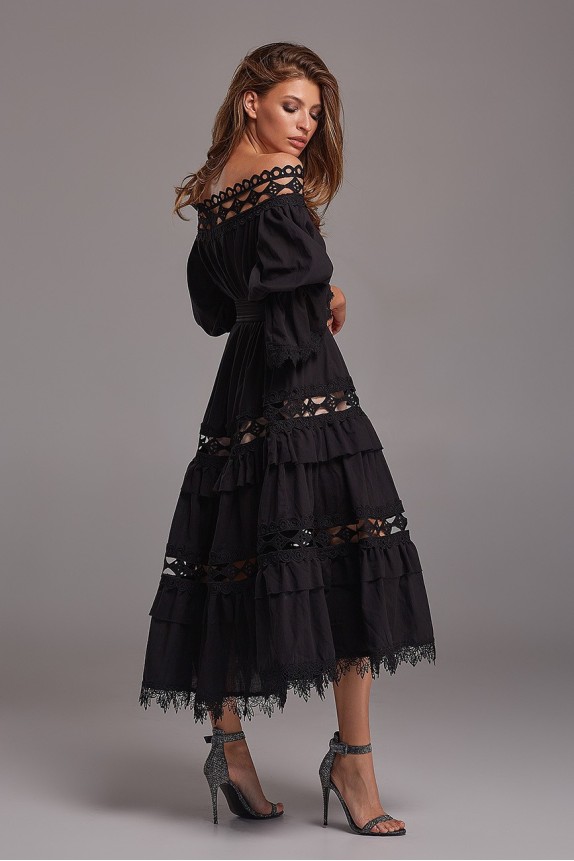 Sundress with lace with open shoulders