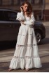 Dress in the floor with wide lace