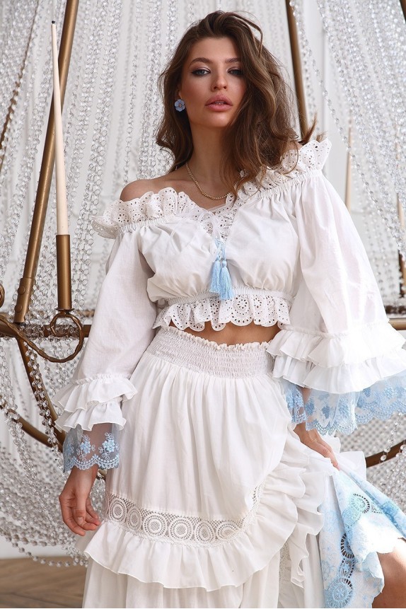 Florencia cotton suit with embroidery
