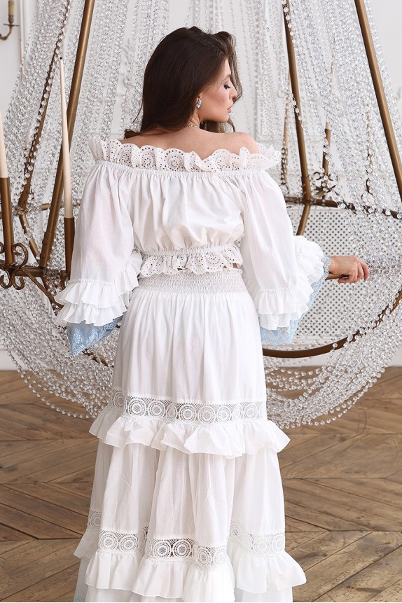 Florencia cotton suit with embroidery