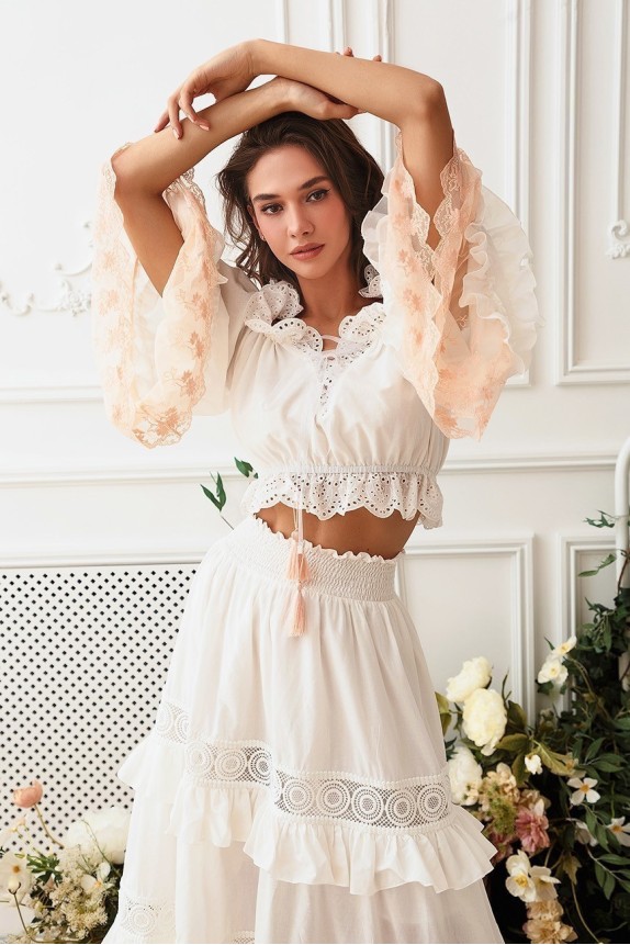 Florencia cotton suit with embroidery