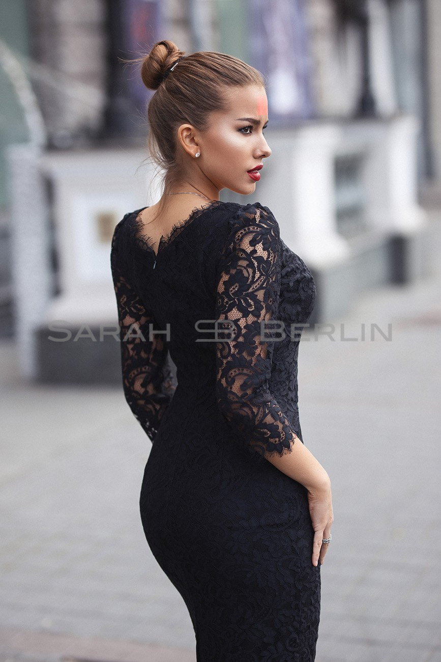 Lacy silhouette dress