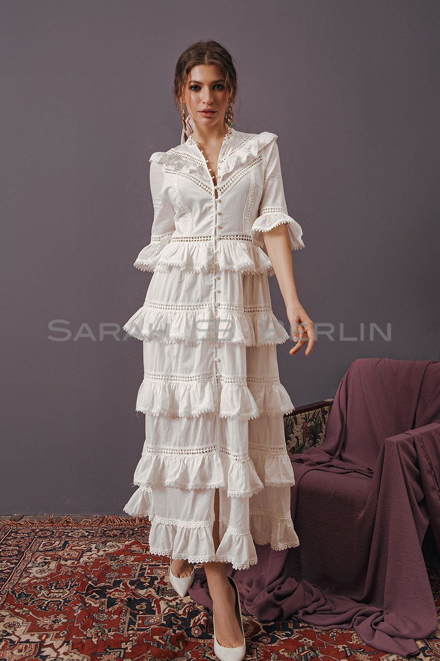 Cotton dress with rims with lace