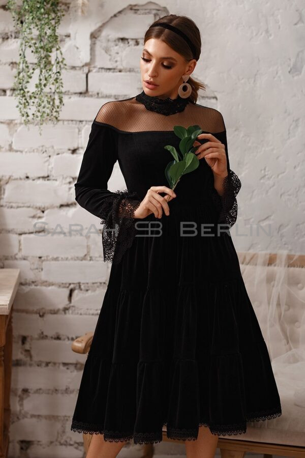 One-sleeve velvet dress with bugle epaulette