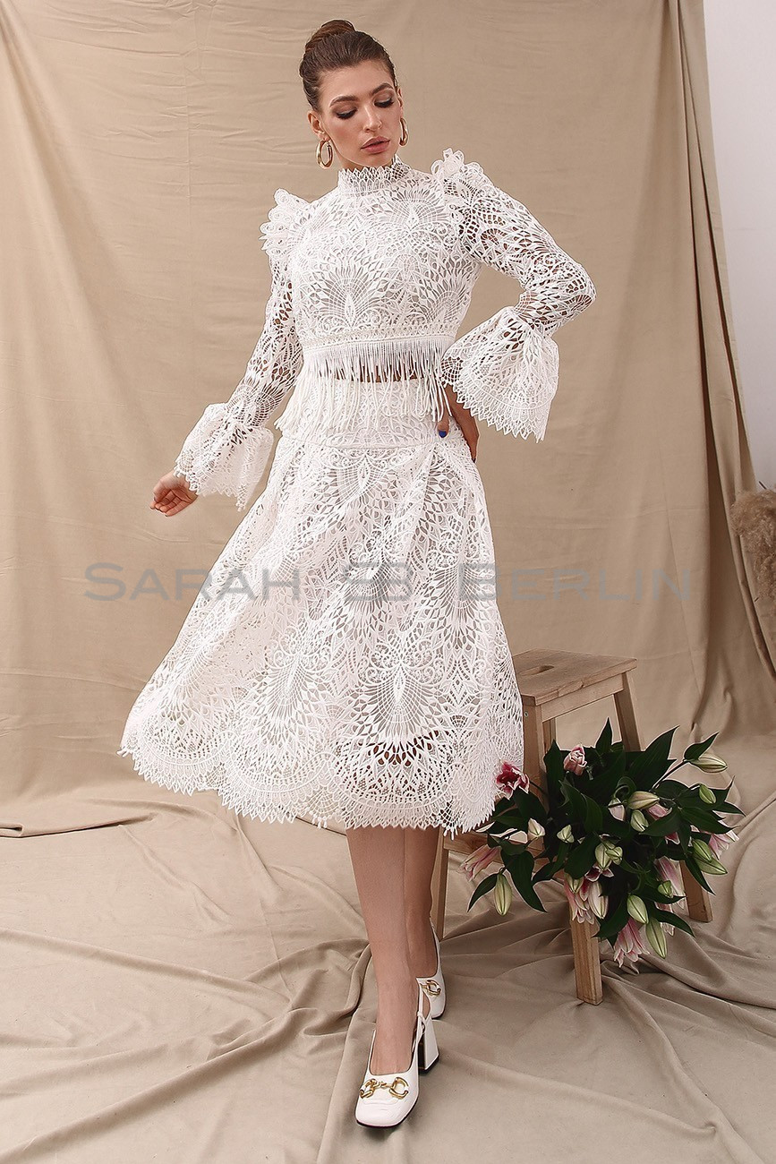 Triumphal Arch lace suit with fringed