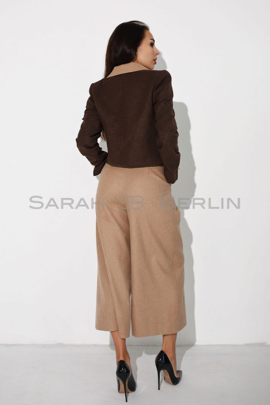 Suit with crop jacket and culottes