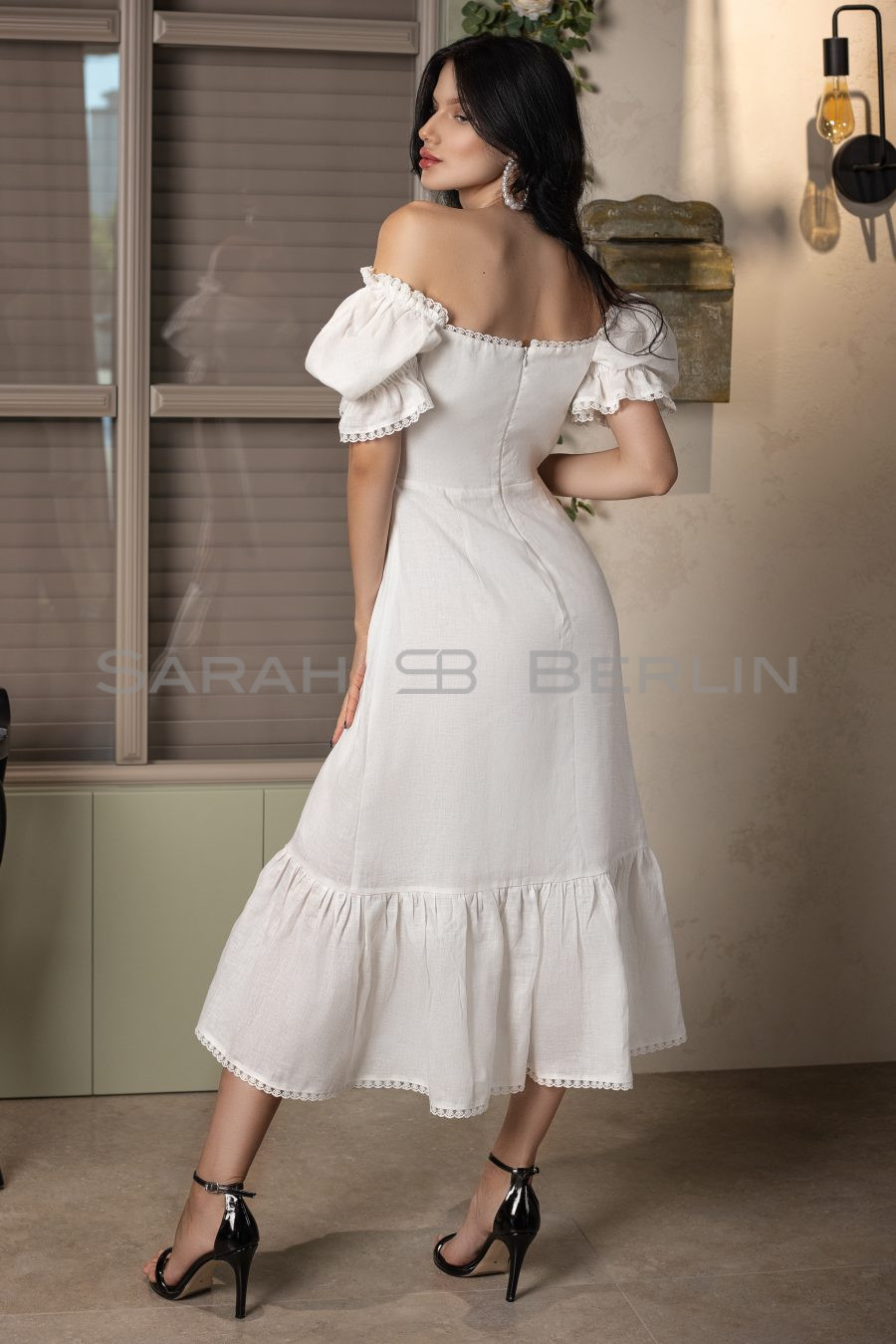Linen dress with lace "Italian"