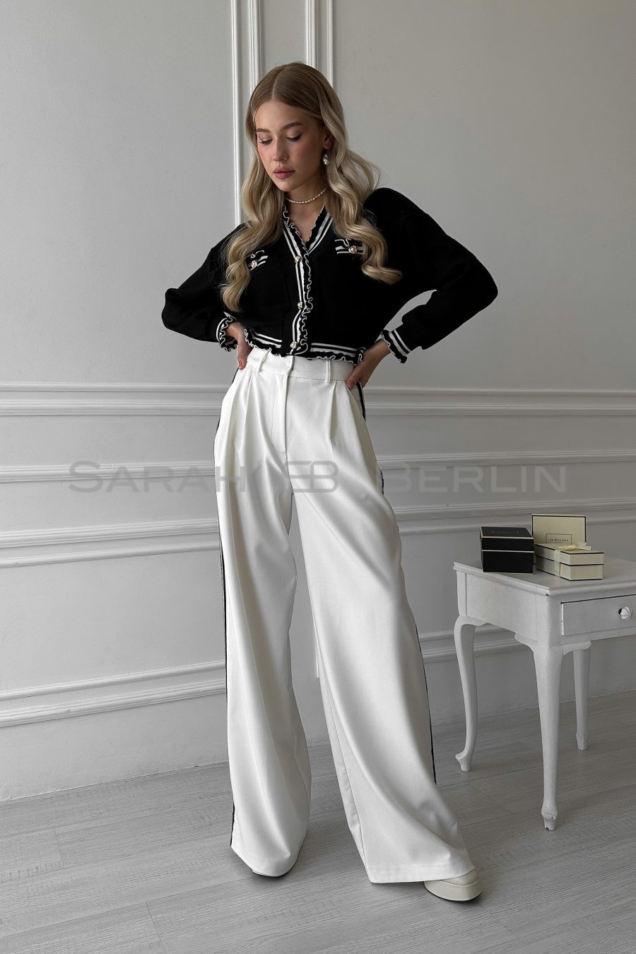 High-waisted palazzo trousers with stripes