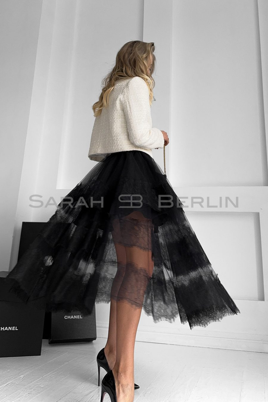 Tiered tutu skirt made of tulle with lace