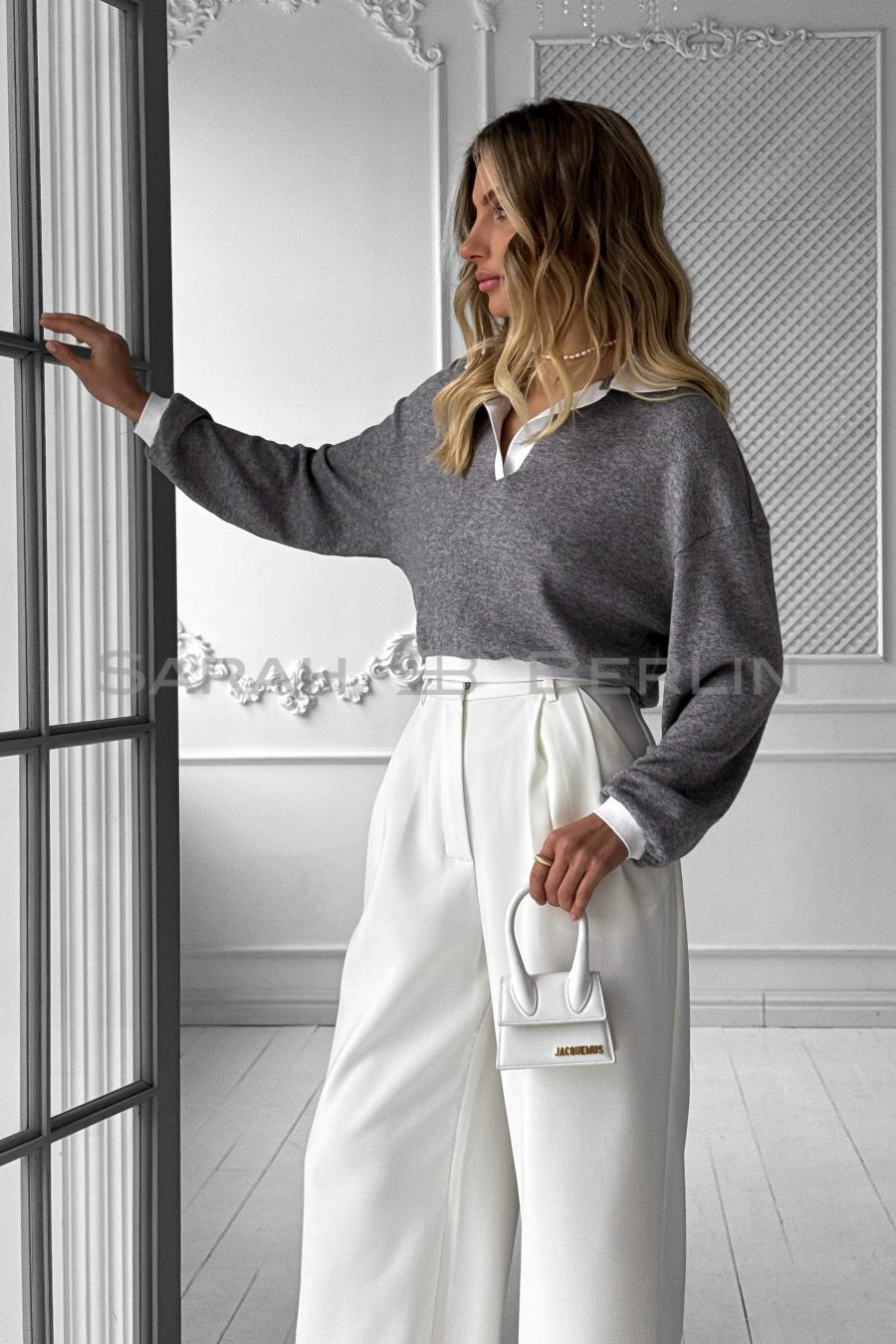 Knitted viscose crop pullover with polo collar