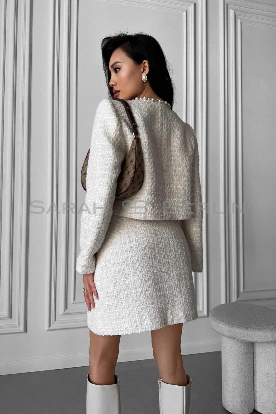 Tweed cotton jacket with double clasp, embroidered with pearls and stones