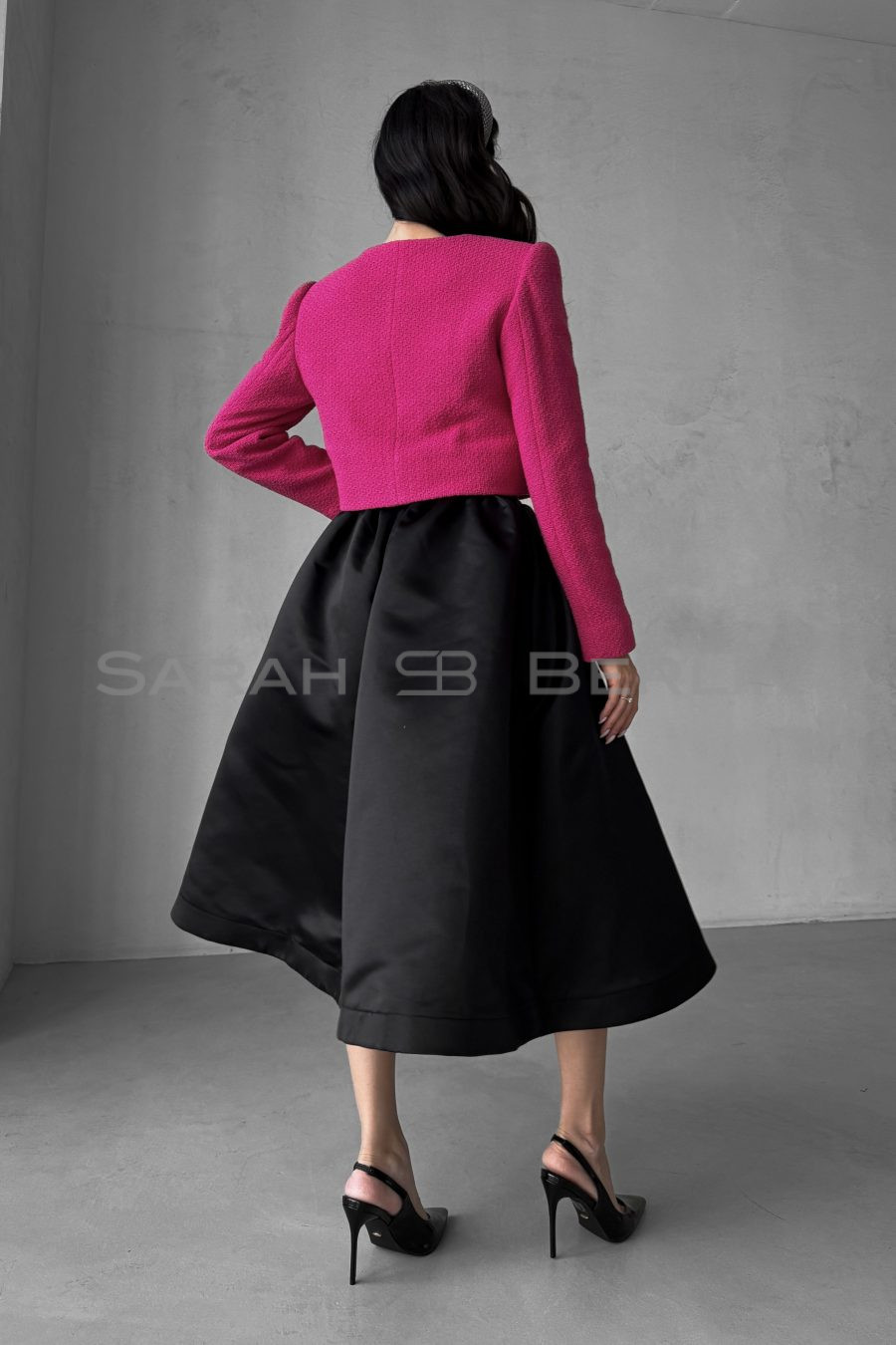 Full midi skirt with high waist