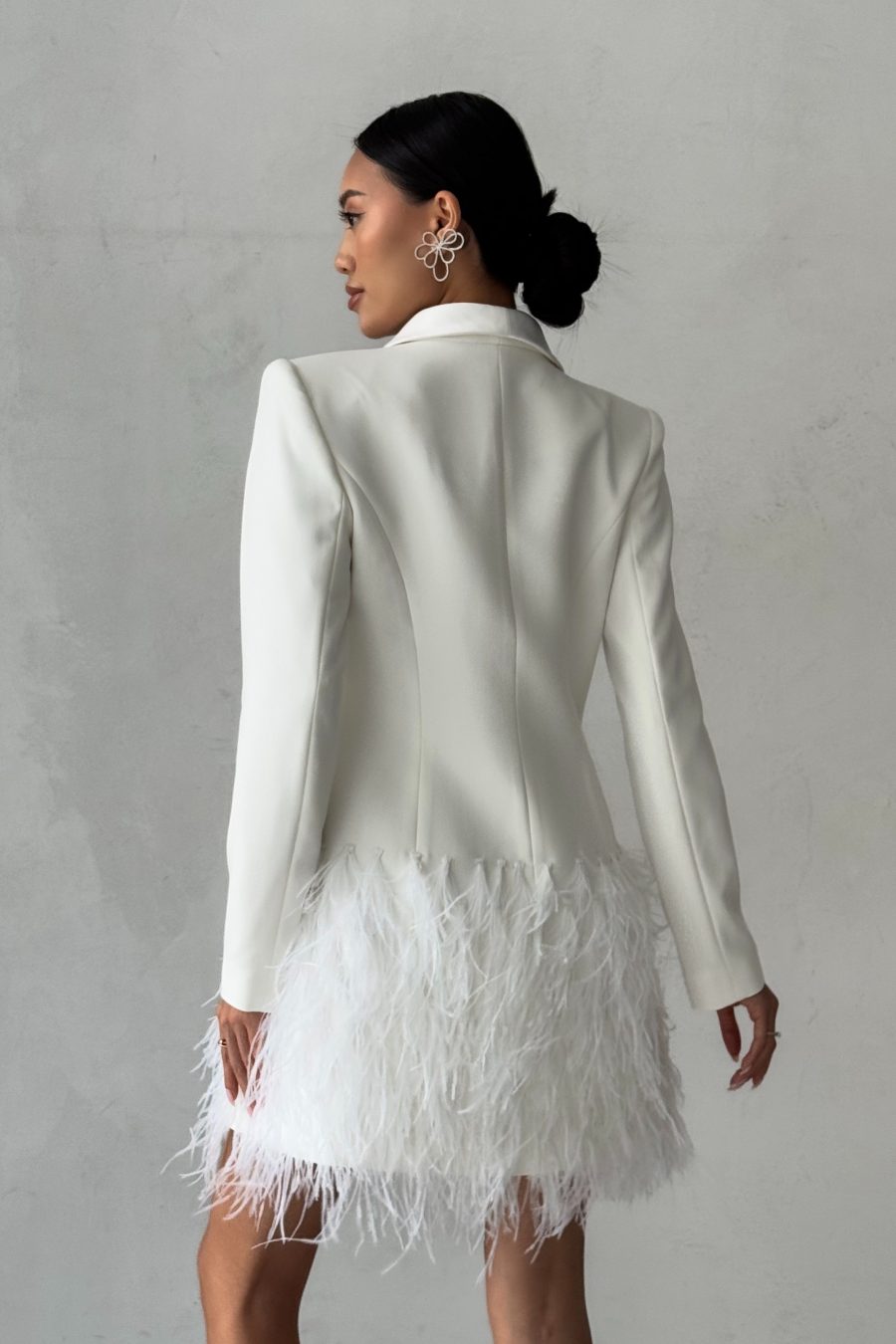 Short jacket dress with feathers, with flaps