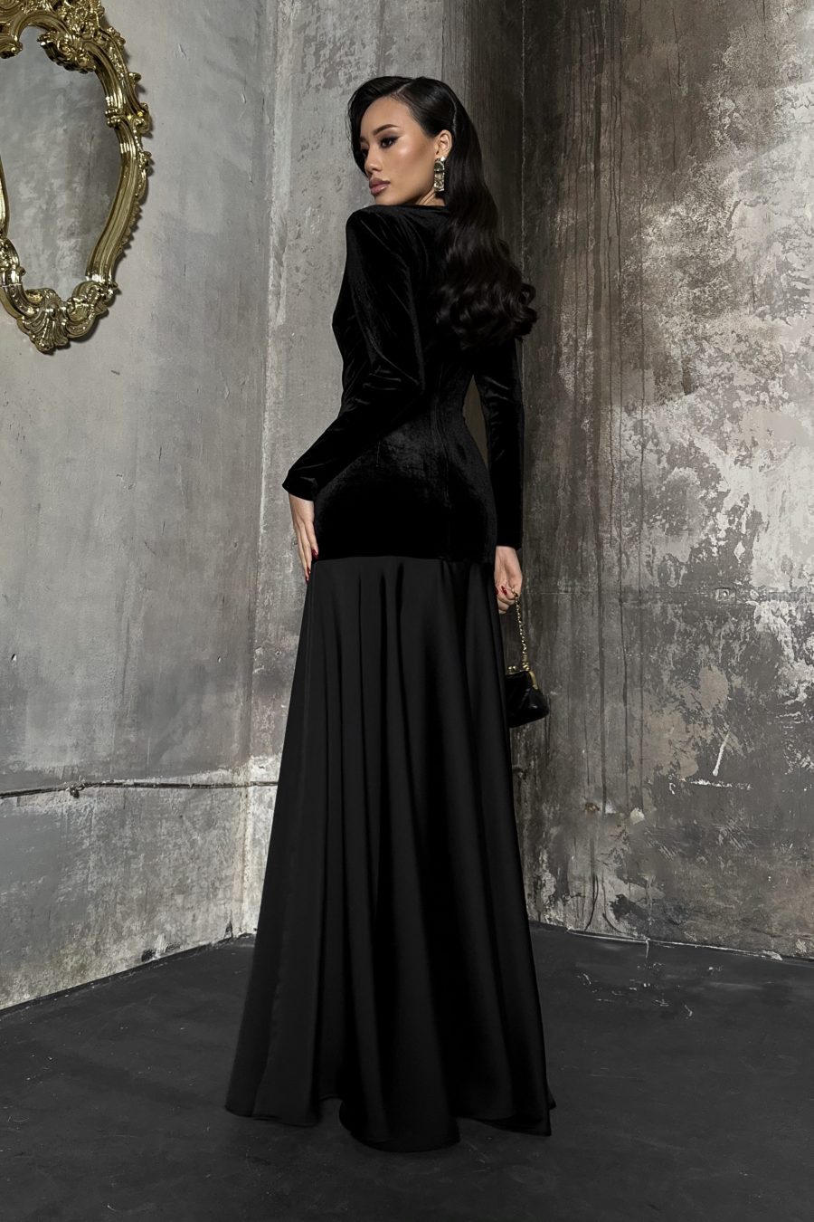 Velvet long dress with silk