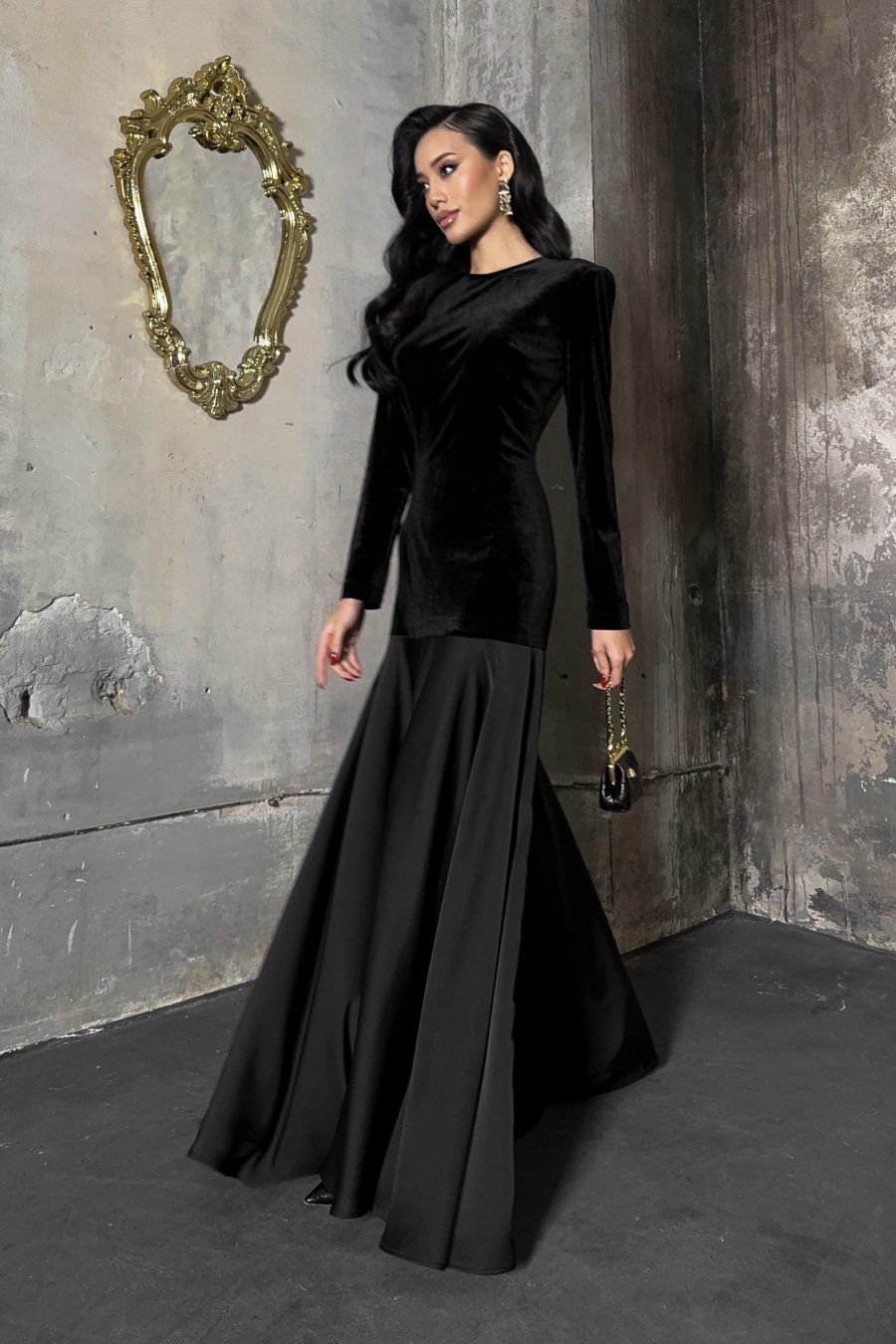 Velvet long dress with silk