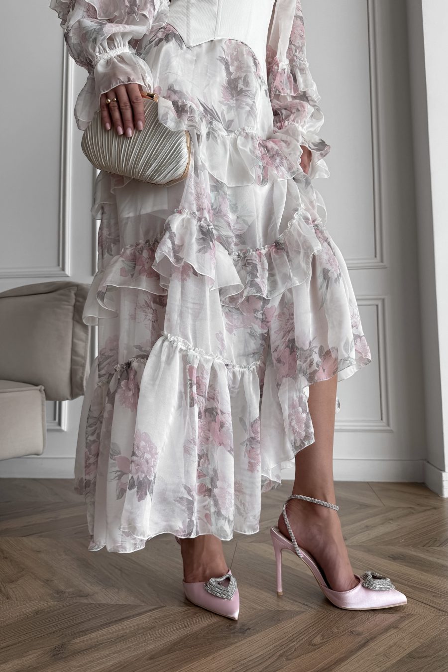 Long loose-fitting dress with open shoulders made of natural silk