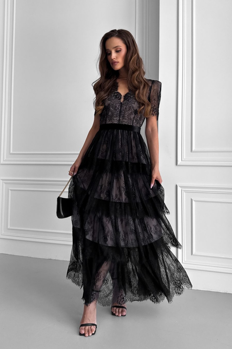 Long lace dress with tiers, Chantilly, on beige lining