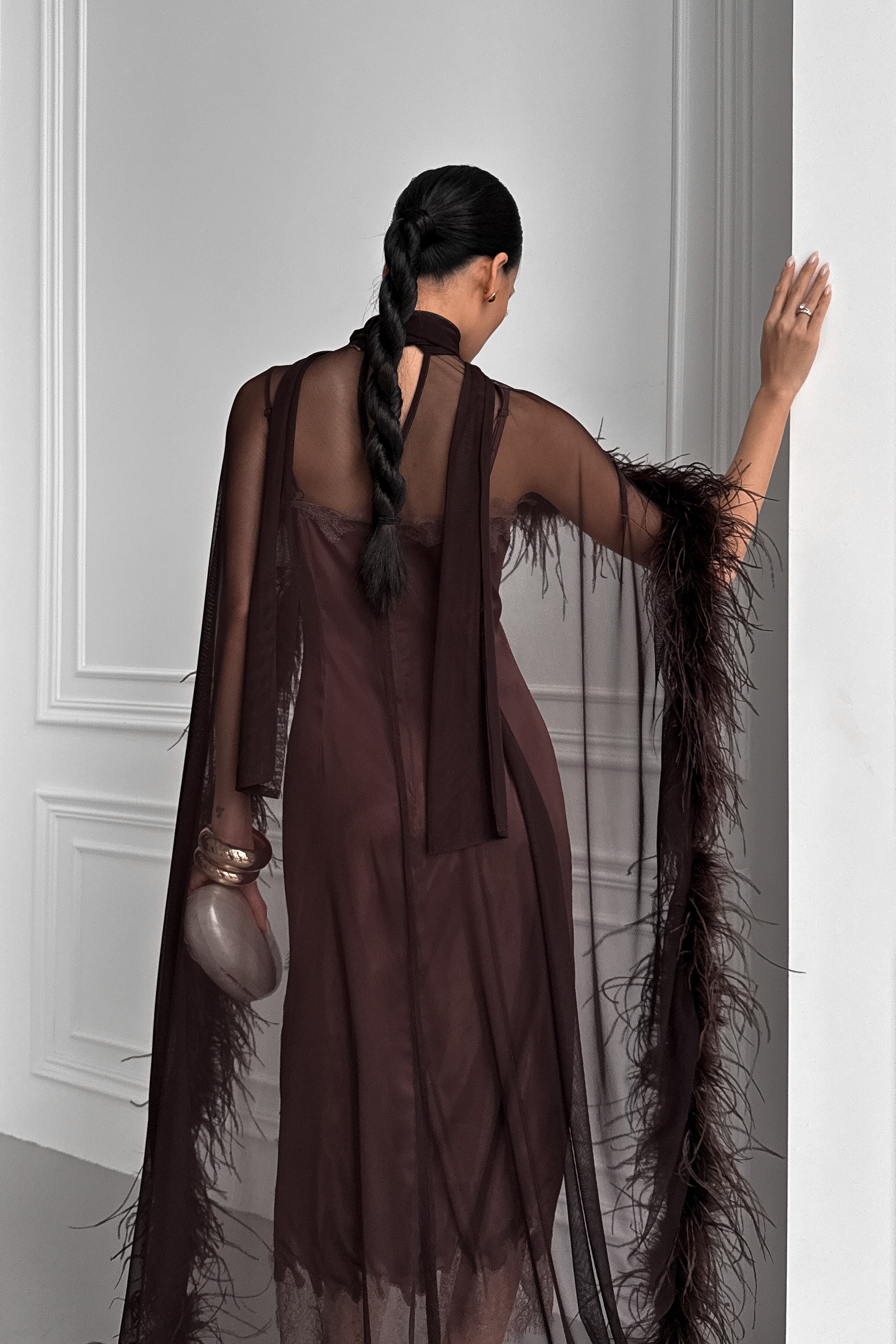 IMG_2579-2 Прозрачная длинная накидка кейп с перьями