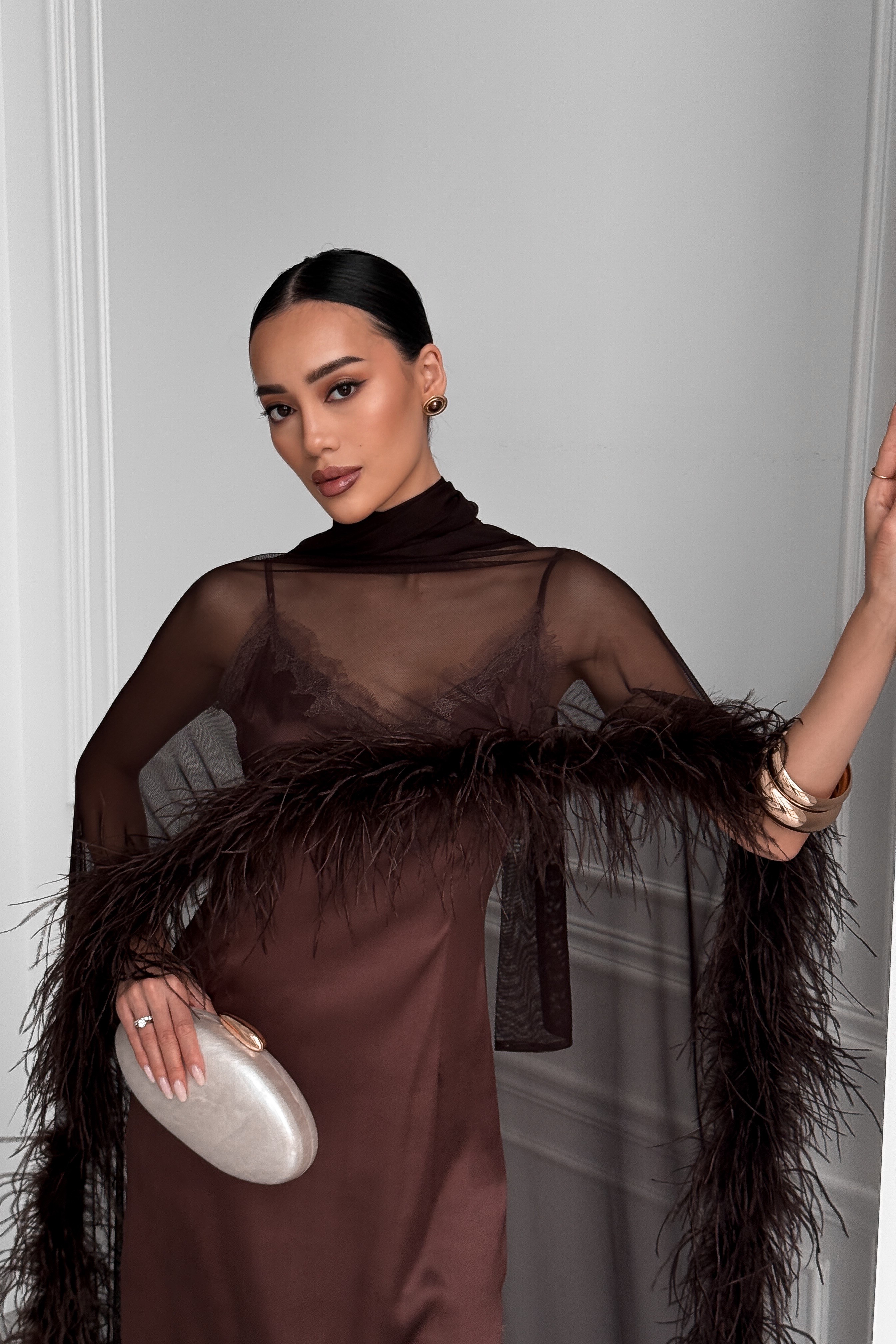 IMG_2603-2 Прозрачная длинная накидка кейп с перьями