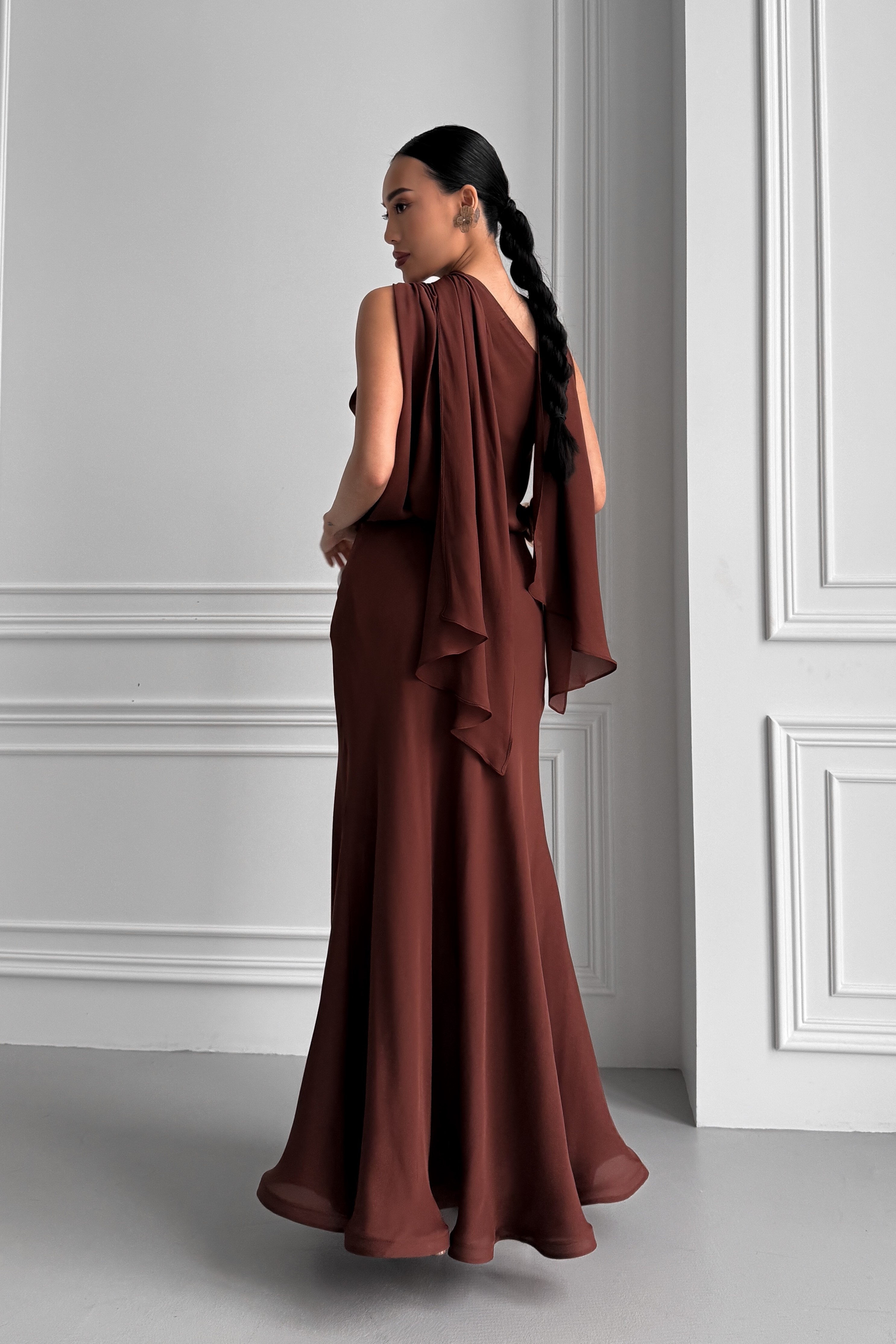 IMG_2702-2 Вечернее длинное платье из натурального шелка на одно плечо, с шалью