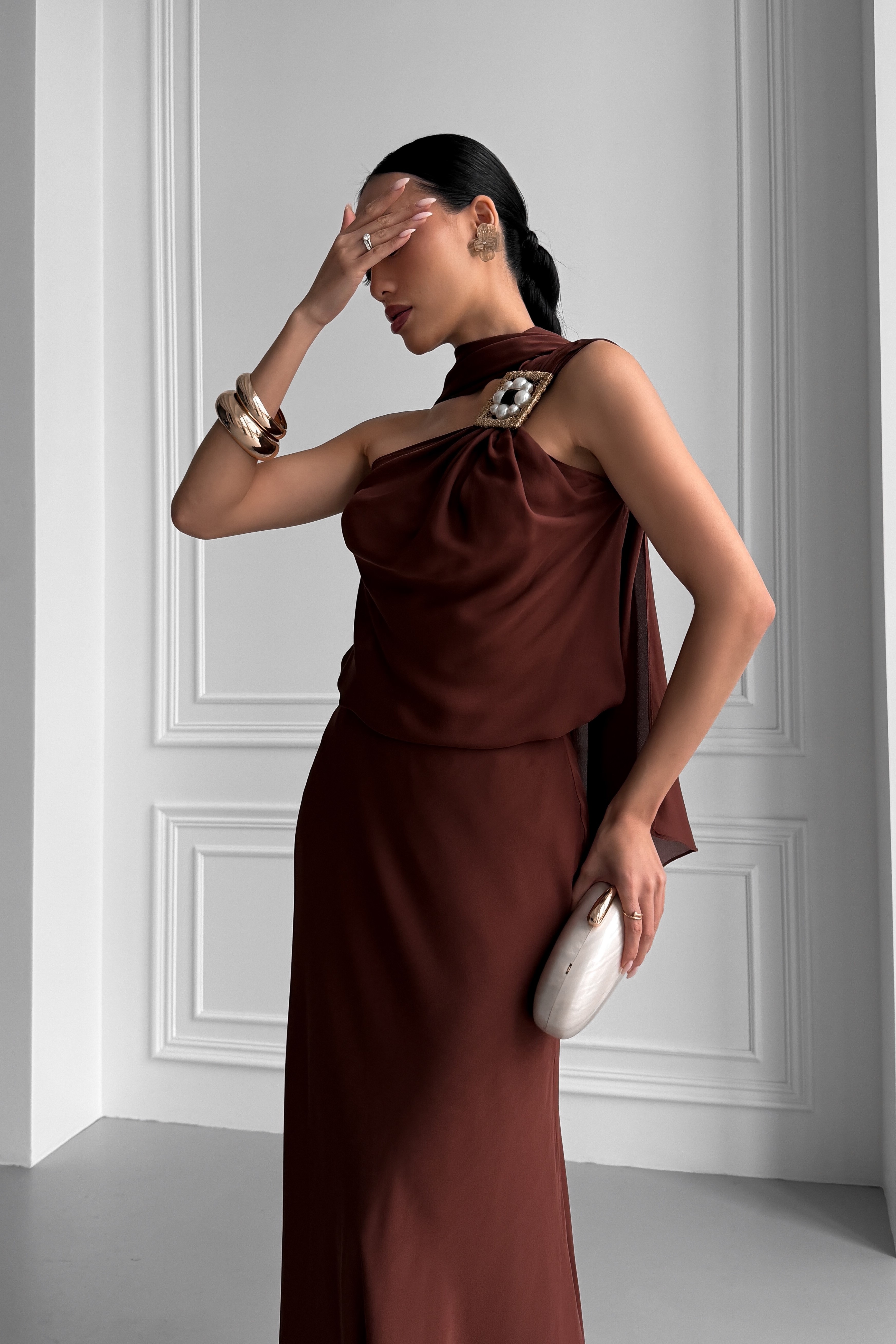 IMG_2705-2 Вечернее длинное платье из натурального шелка на одно плечо, с шалью